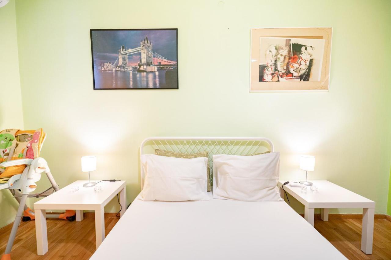 Ampelokipi Metro St. 2 Bedrooms 6 Pers. Apartment Atina Dış mekan fotoğraf
