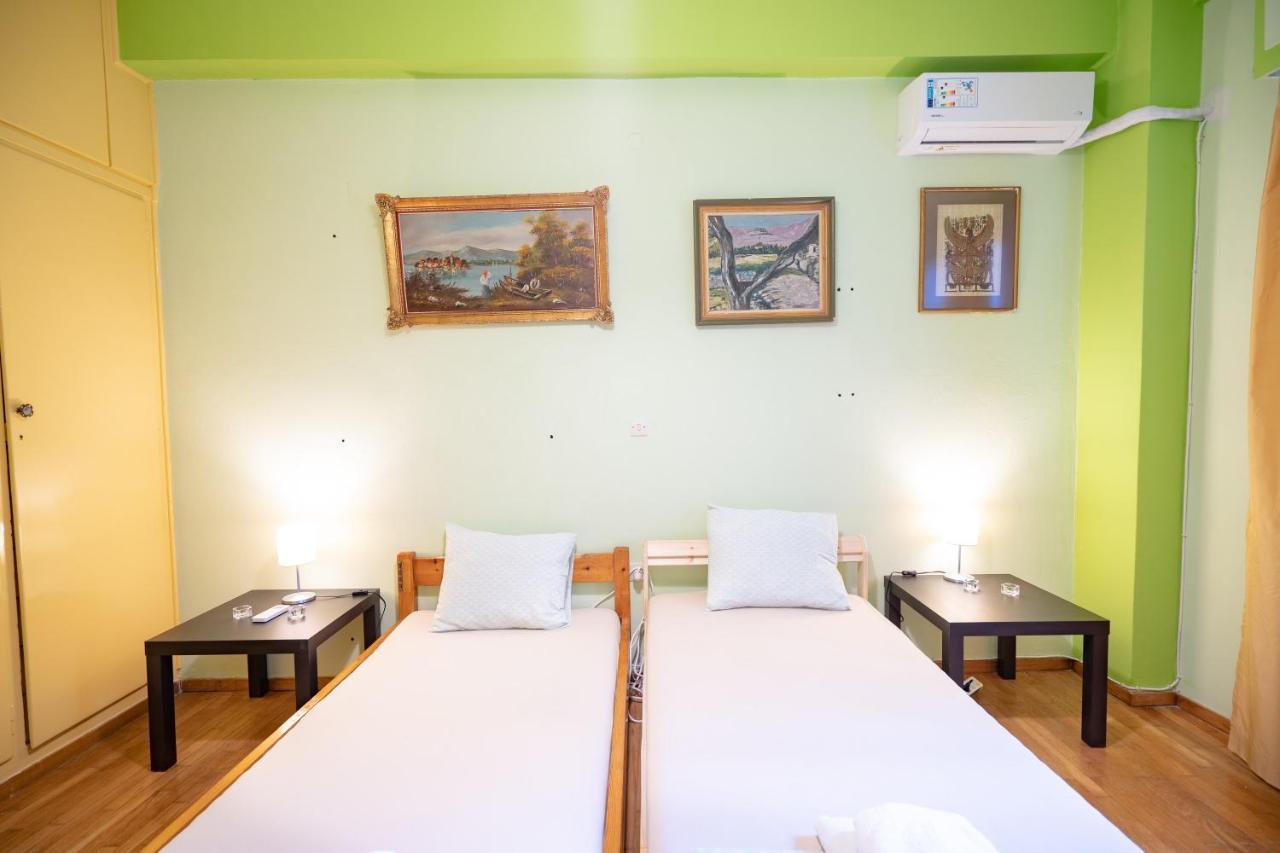 Ampelokipi Metro St. 2 Bedrooms 6 Pers. Apartment Atina Dış mekan fotoğraf